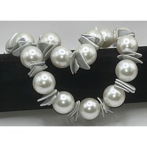 Necklace Vintage Pearls Large Faux Silver Plastic Shark Teeth Bold Statement‎